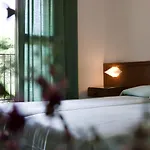 호텔 Marinella 3*