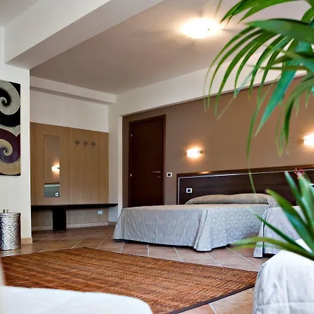 Hotel Marinella 3*